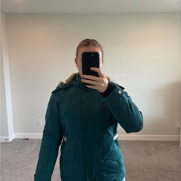 The North Face Teal Puffer Jacket with Faux Fur hood - Picture 3 of 6